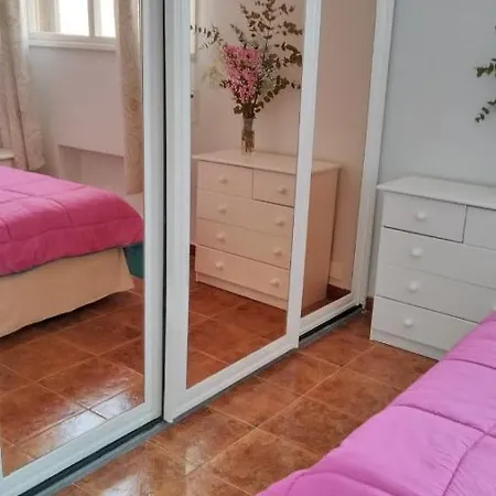 El Faro Apartamento *